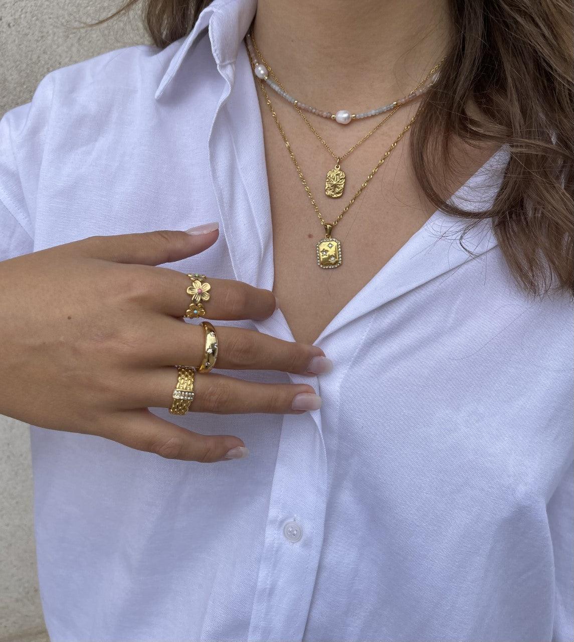 Yvonne Blomster Ring - Black Design