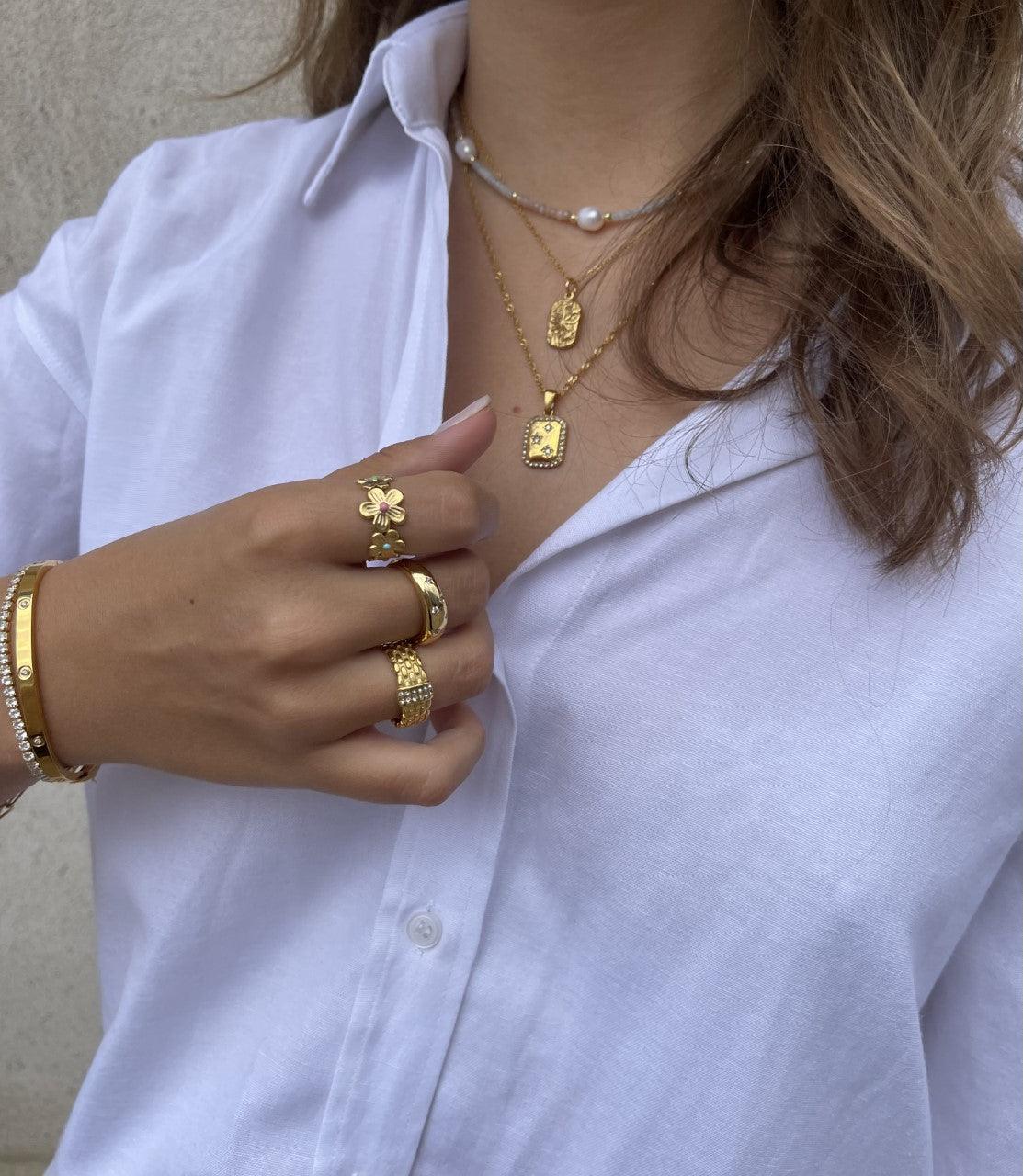 Yvonne Blomster Ring - Black Design