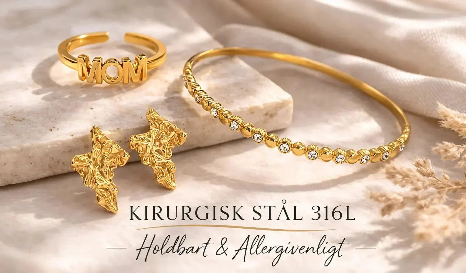 Smykker fra Black Design i Kirurgisk stål