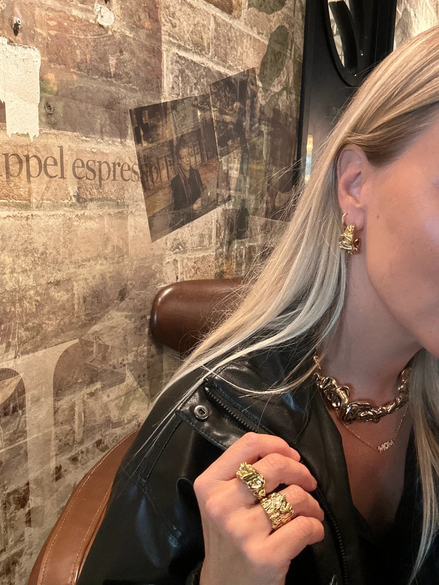 Camilla Folkman med Amina Ring