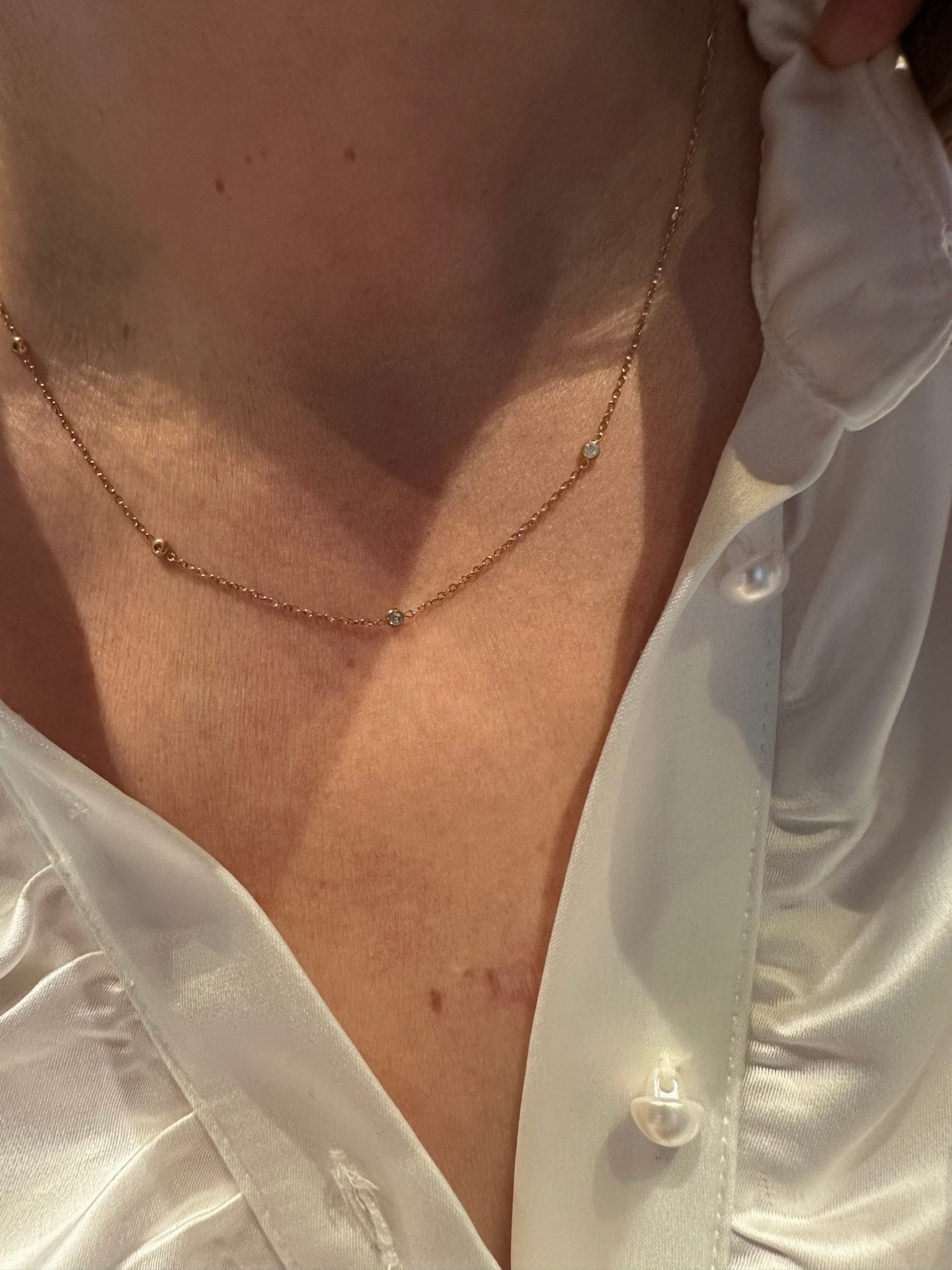 Andrea halskæde på model