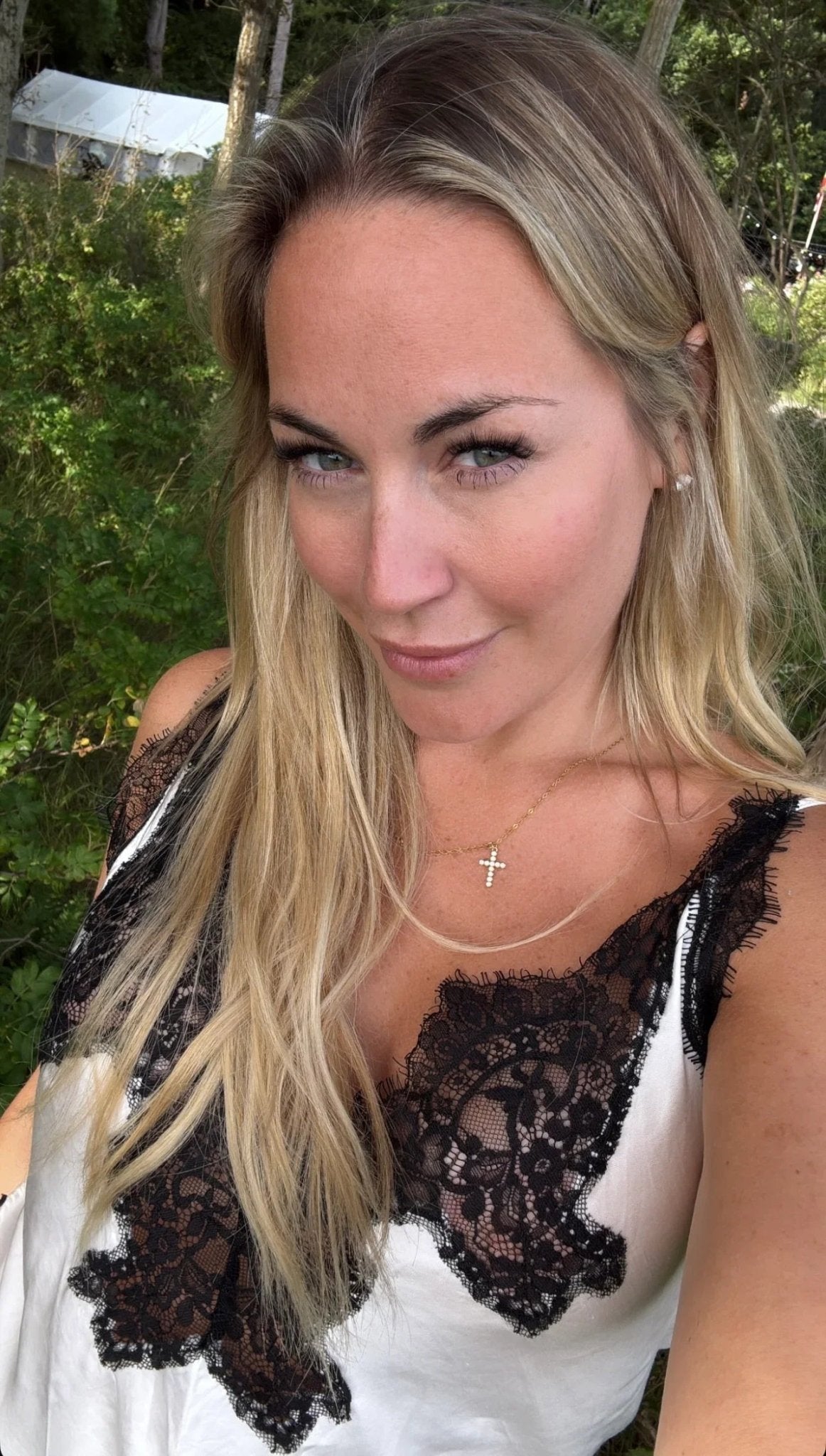 Amalie med Nadin Halskæde