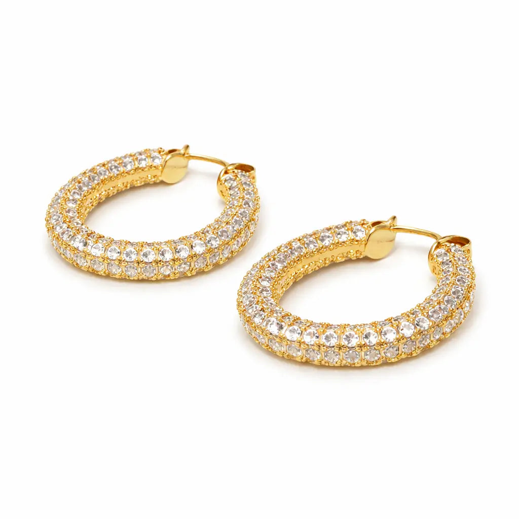 GLoria Øreringe på hvid baggrund