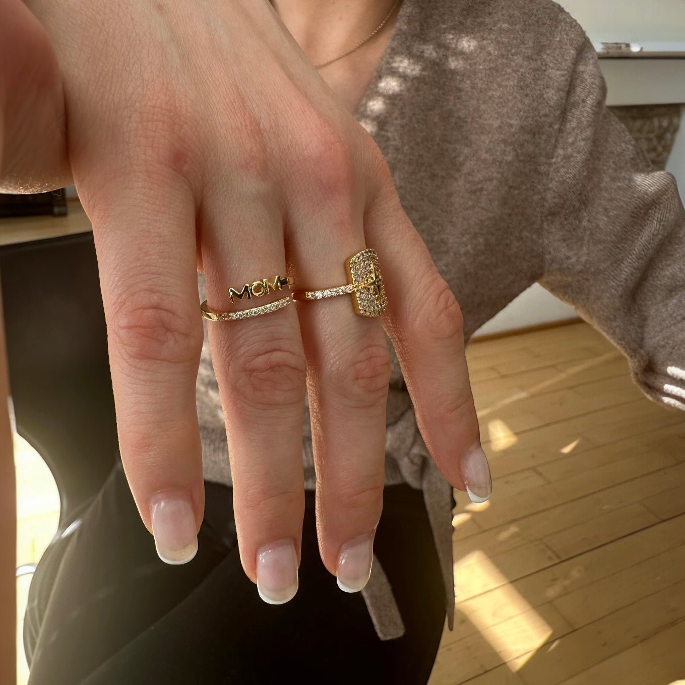 MOM Ring